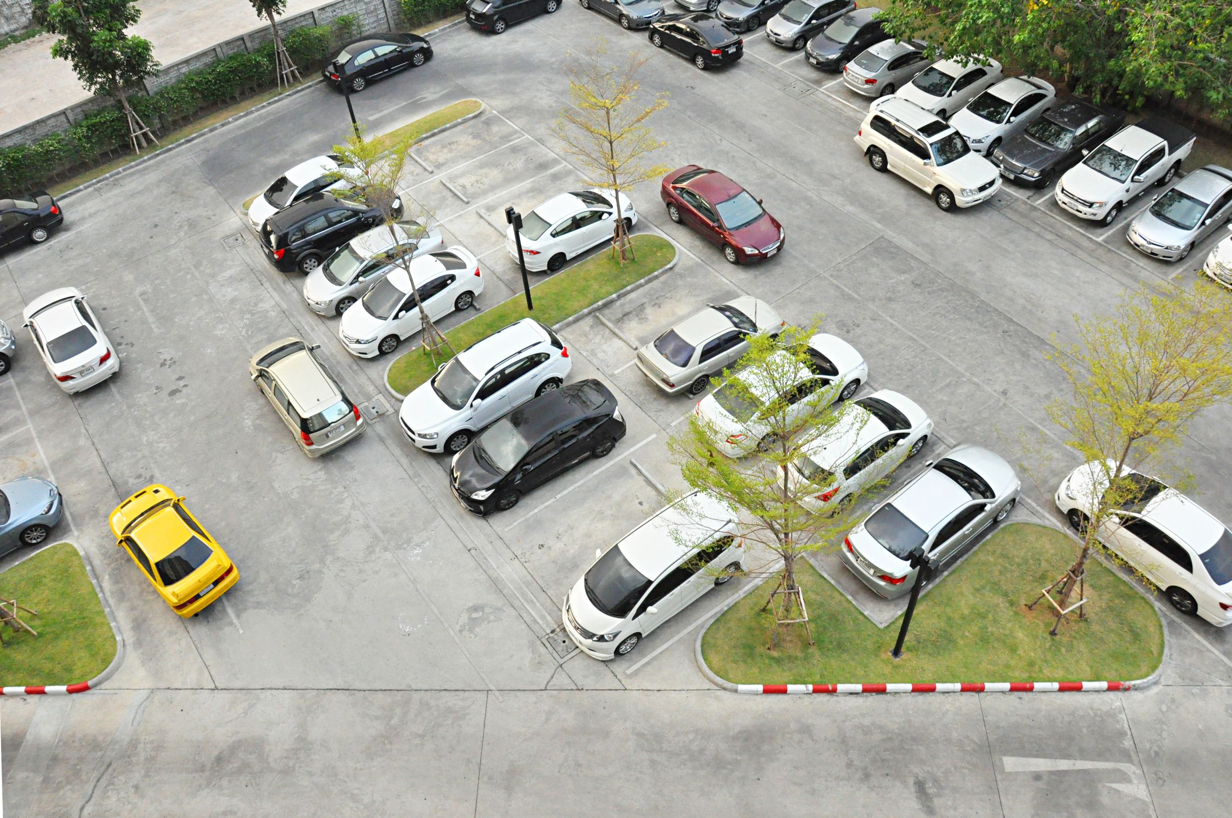 What Florida Drivers Need to Know about Parking Lot Crashes