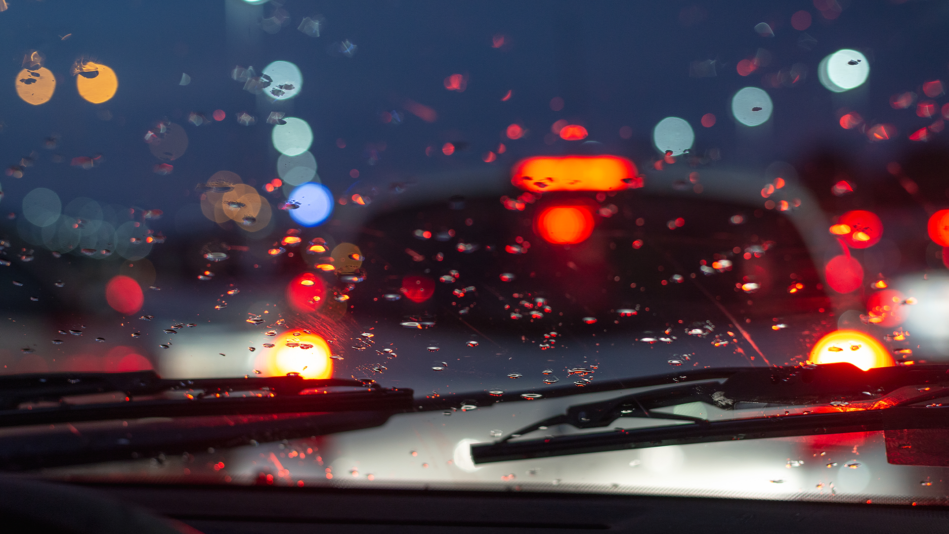 Keeping Safe While Driving In South Florida Rain 7 Distracted Driving South Florida Injury Law Firm
