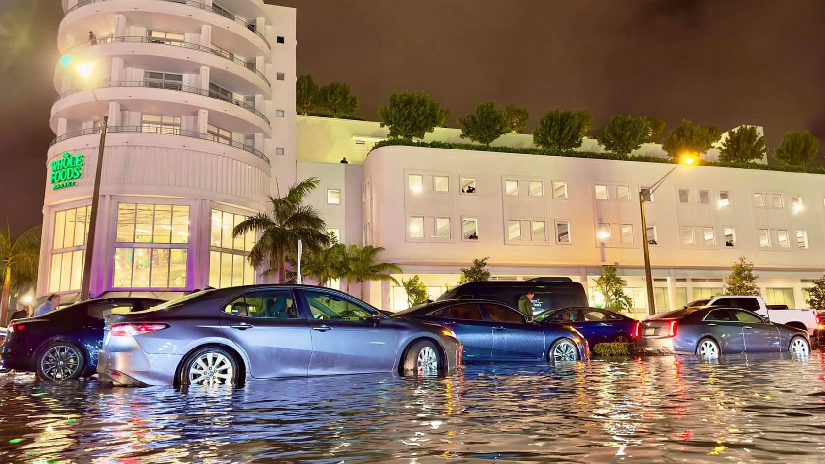 flood-related-car-accident-lawyers-fort-lauderdale_0000s_0002_342702507_756979926105758_4386594846660498758_n